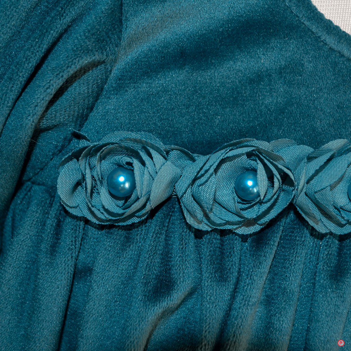 Green Puffed Sleeves Velvet Dress - Picco Ricco 