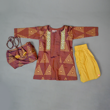 Load image into Gallery viewer, Dhoti set with Shrug
