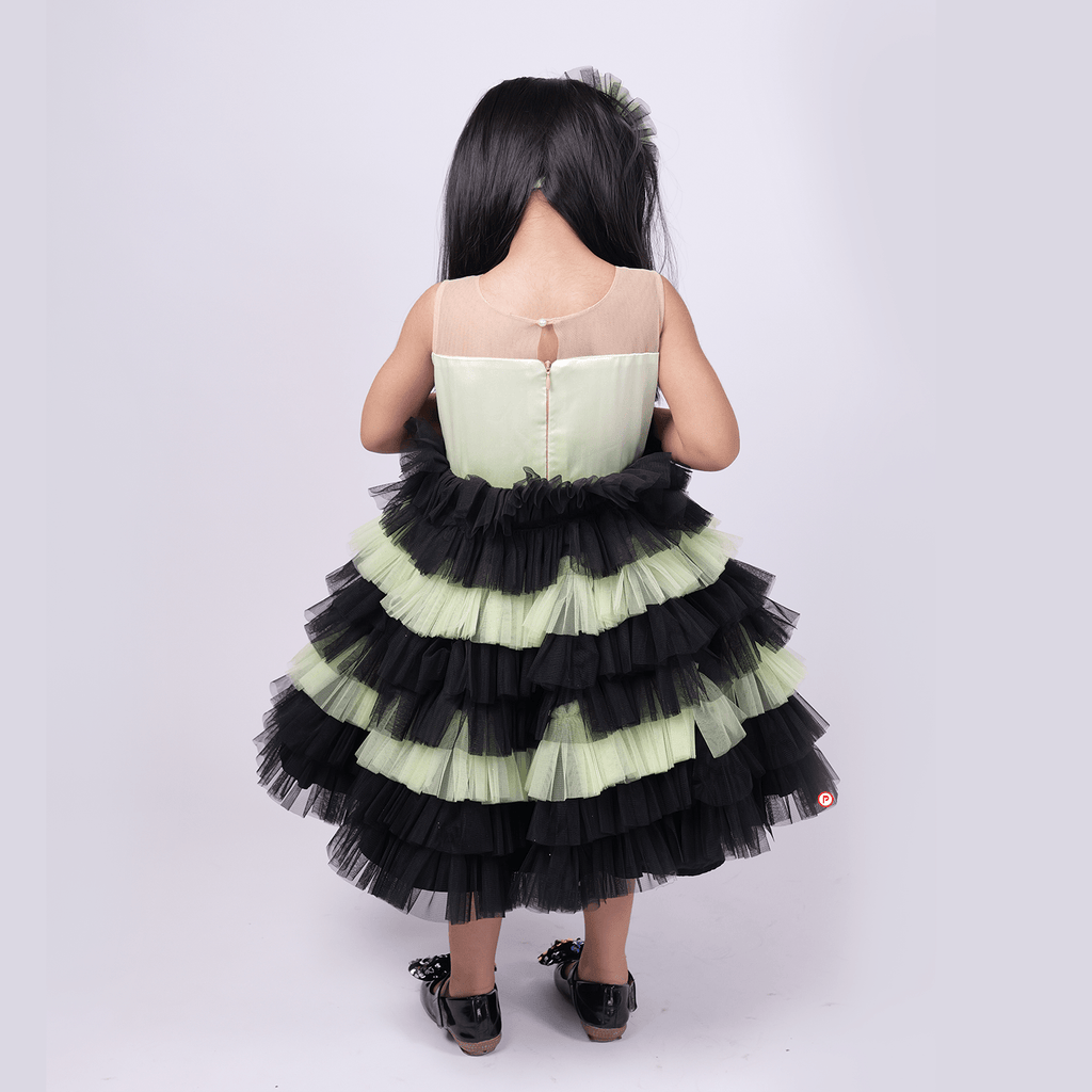 Black Girls dresses (Classy and elegant look) back