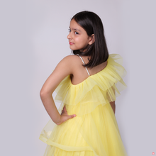 Load image into Gallery viewer, Girls Dresses (beautiful yellow dress with butterfly)
