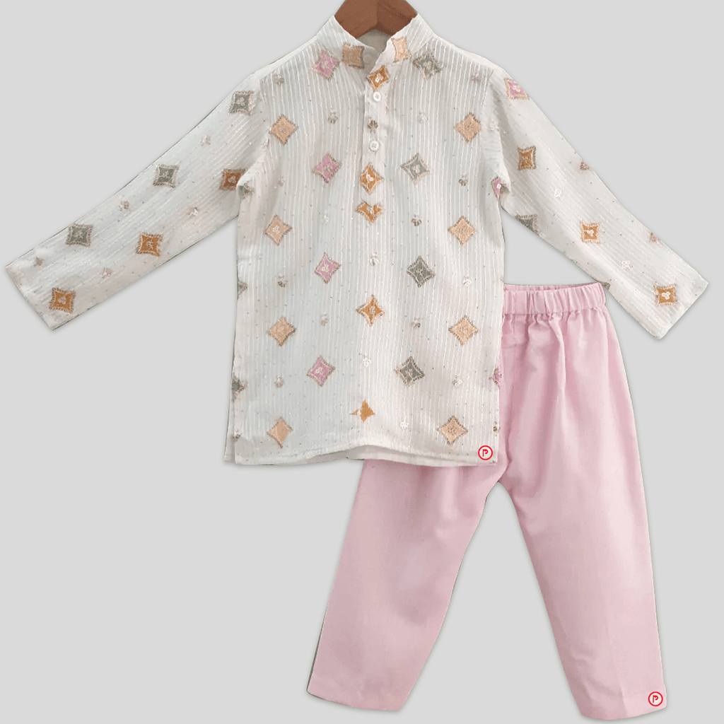 White Solid Georgette Kurta & Pyjama - Picco Ricco 