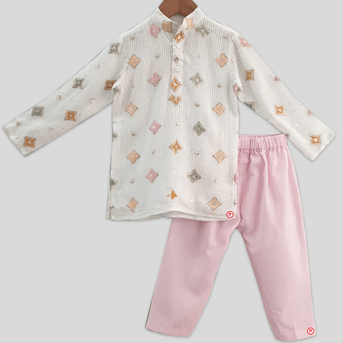 White Solid Georgette Kurta & Pyjama - Picco Ricco 