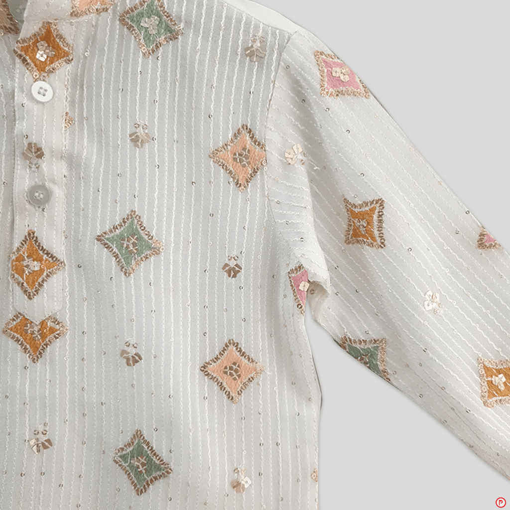 White Solid Georgette Kurta & Pyjama - Picco Ricco 